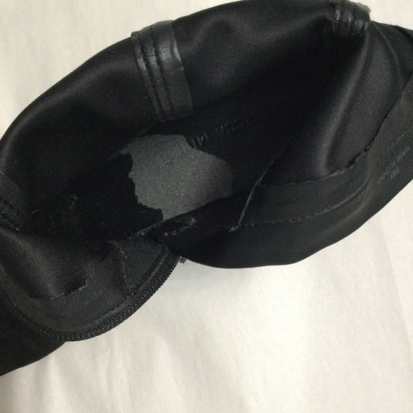 Rebecca Minkoff Black Ankle Boots - Picture 10 of 11